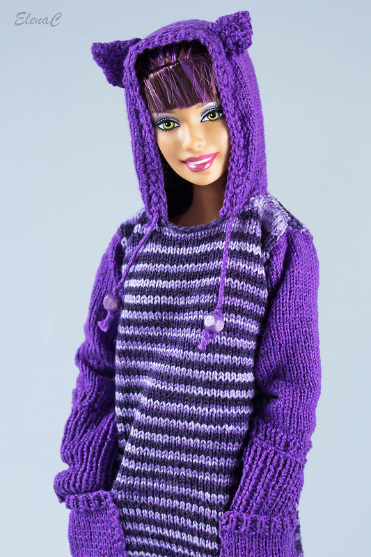 Creazioni per Barbie 27: Completo invernale con maglione-gattoso viola